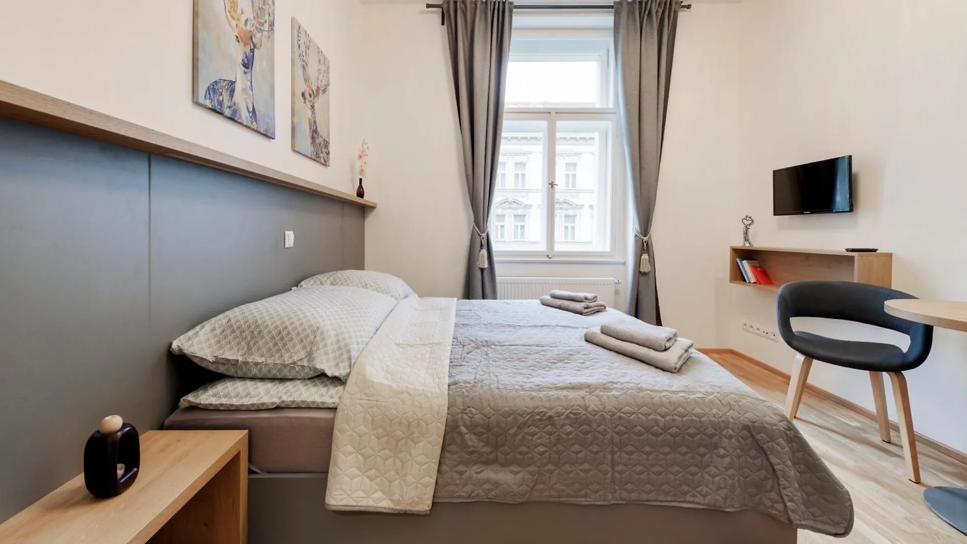 Maison 1832 Apartment C Прага Чехия
